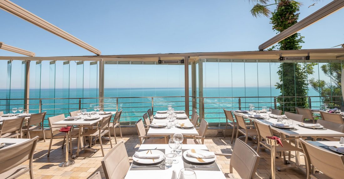 Restaurant The Cliff